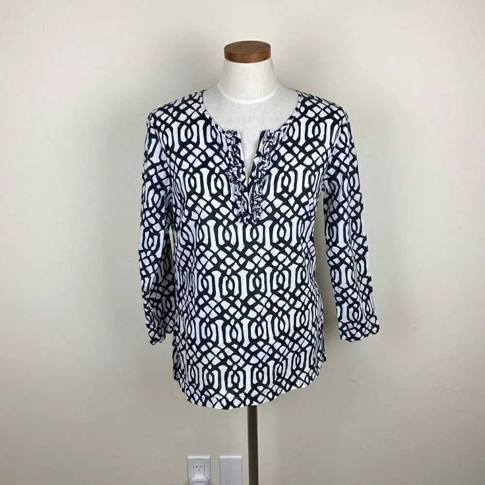 J. McLaughlin Geometric Ruffle-Neck Blouse - Black & White